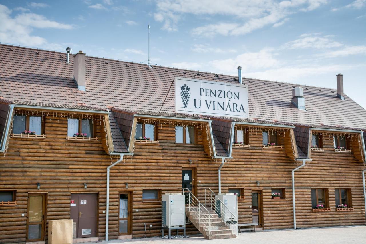 Penzion U Vinara Вельки-Кртиш Экстерьер фото